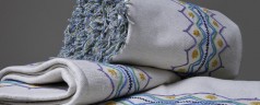 La boutique delle stoffe tessute a mano