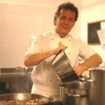 “Prevenire i tumori mangiando con gusto” è già in ristampa!